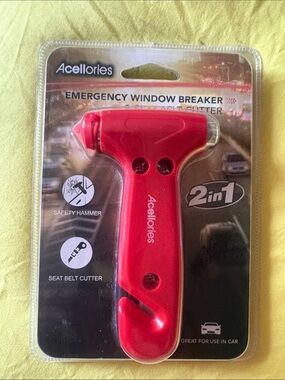 Red 2-in-1 Emergency Window Breaker & Seat Belt Cutter